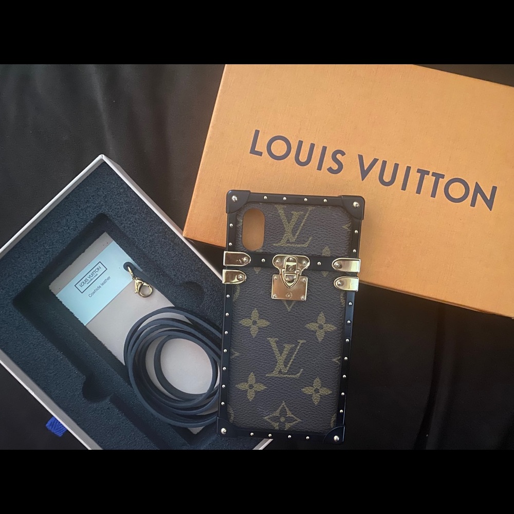 Louis Vuitton iPhone X XS case